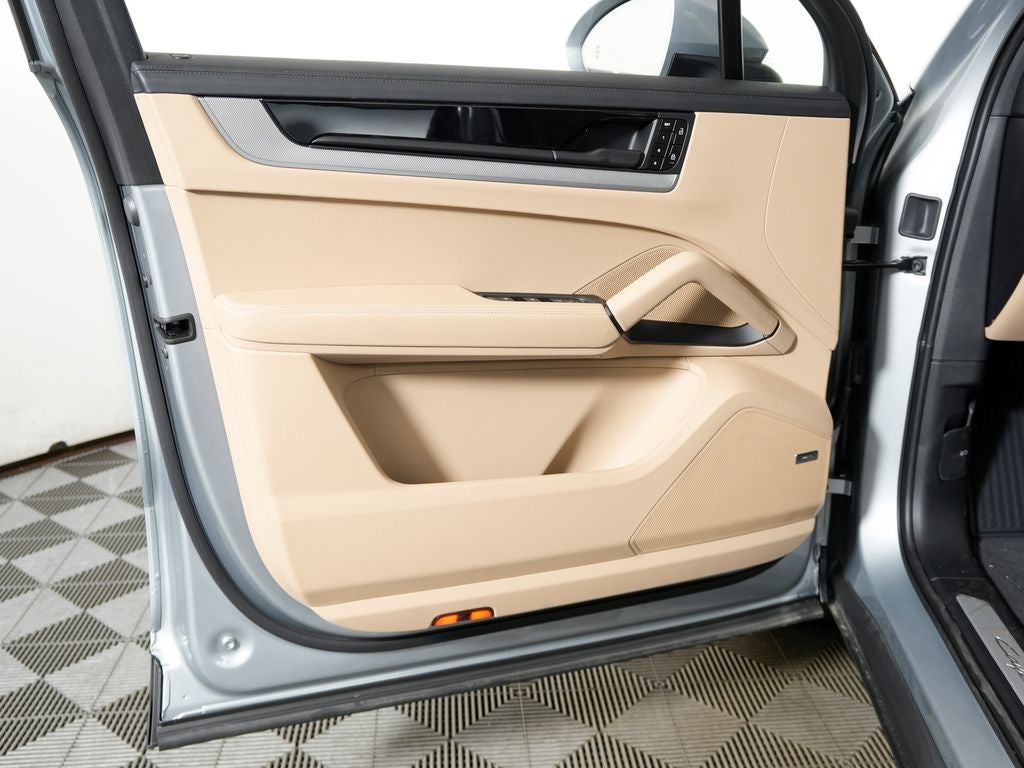 2026 Porsche Cayenne Base