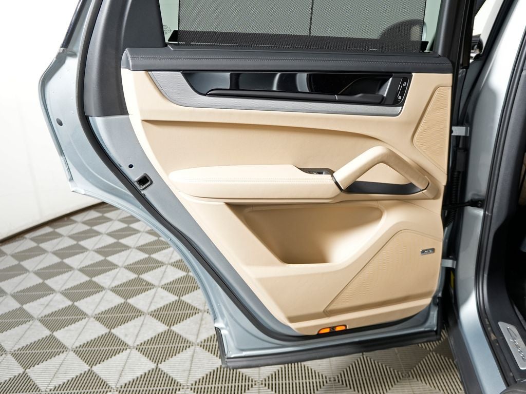 2026 Porsche Cayenne Base