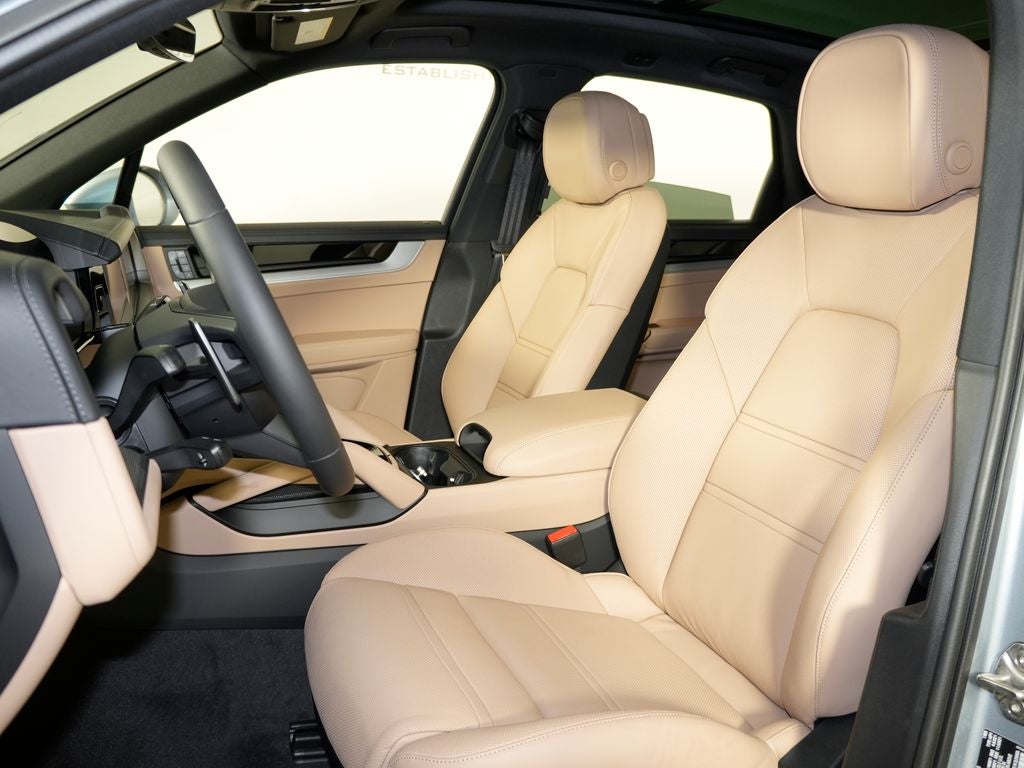 2026 Porsche Cayenne Base