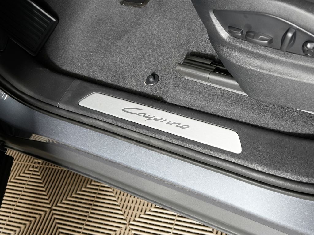 2026 Porsche Cayenne Base