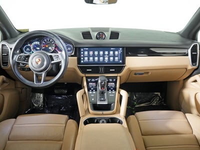 2023 Porsche Cayenne Base