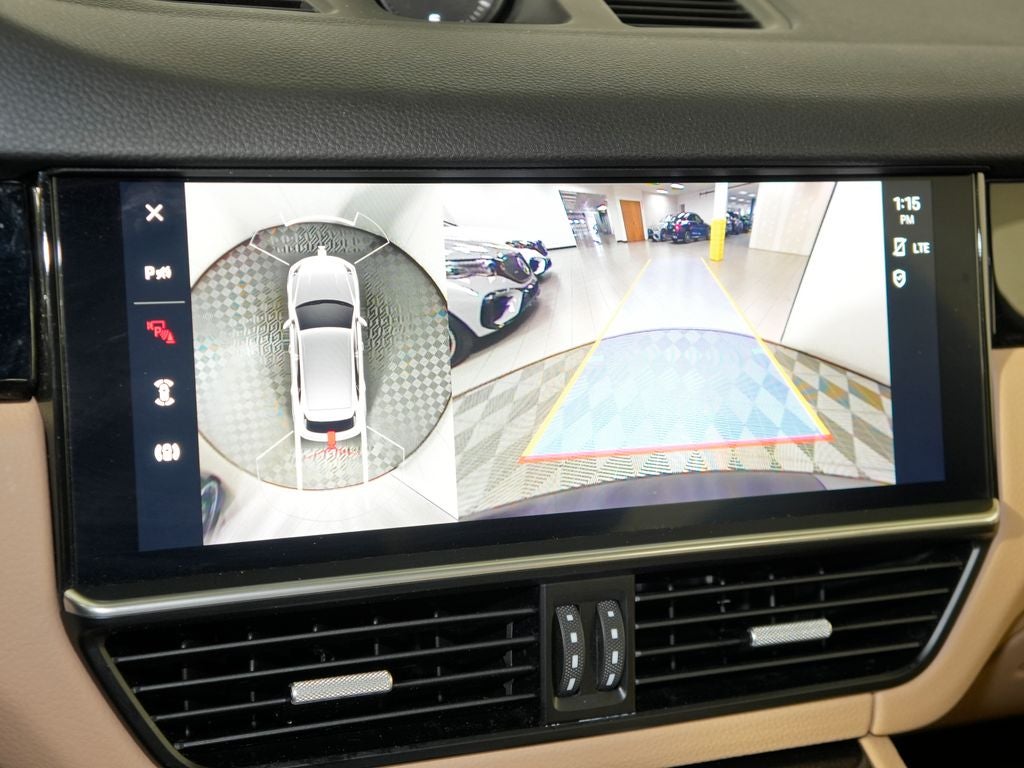 2023 Porsche Cayenne Base