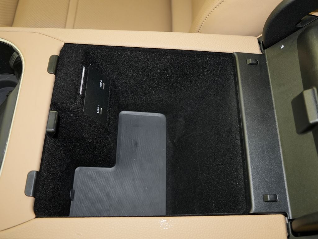 2023 Porsche Cayenne Base