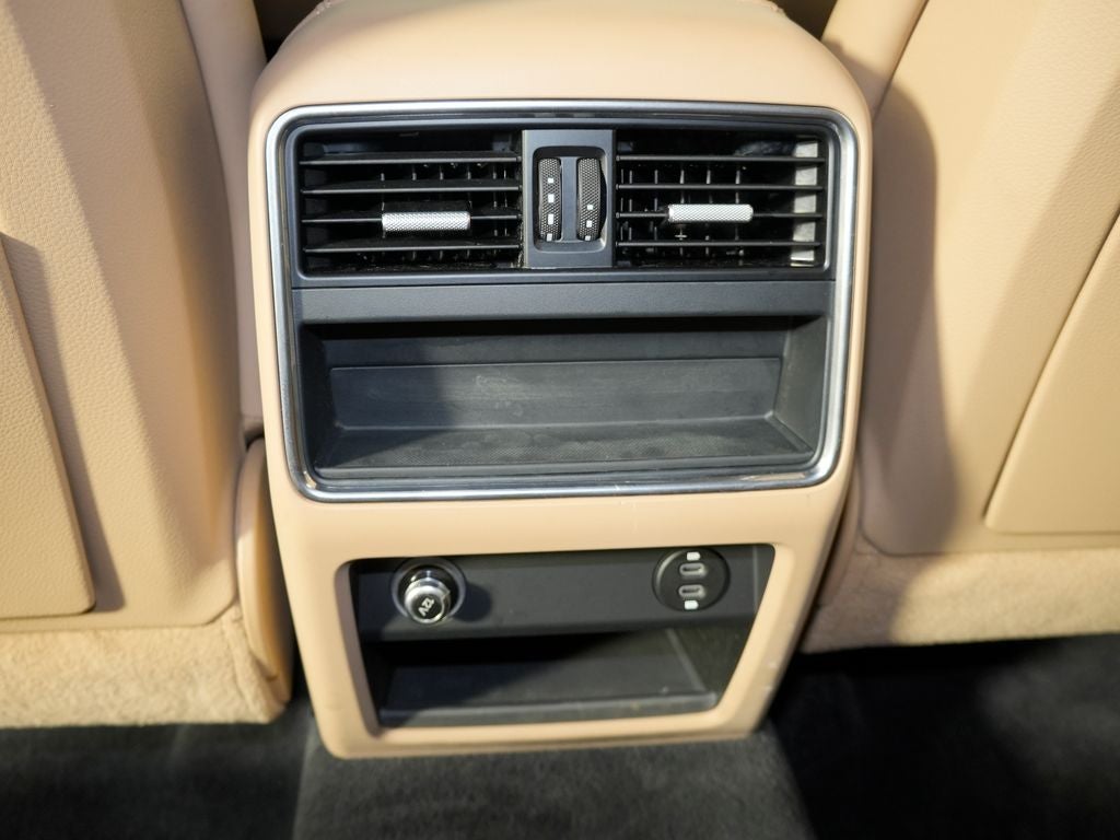 2023 Porsche Cayenne Base