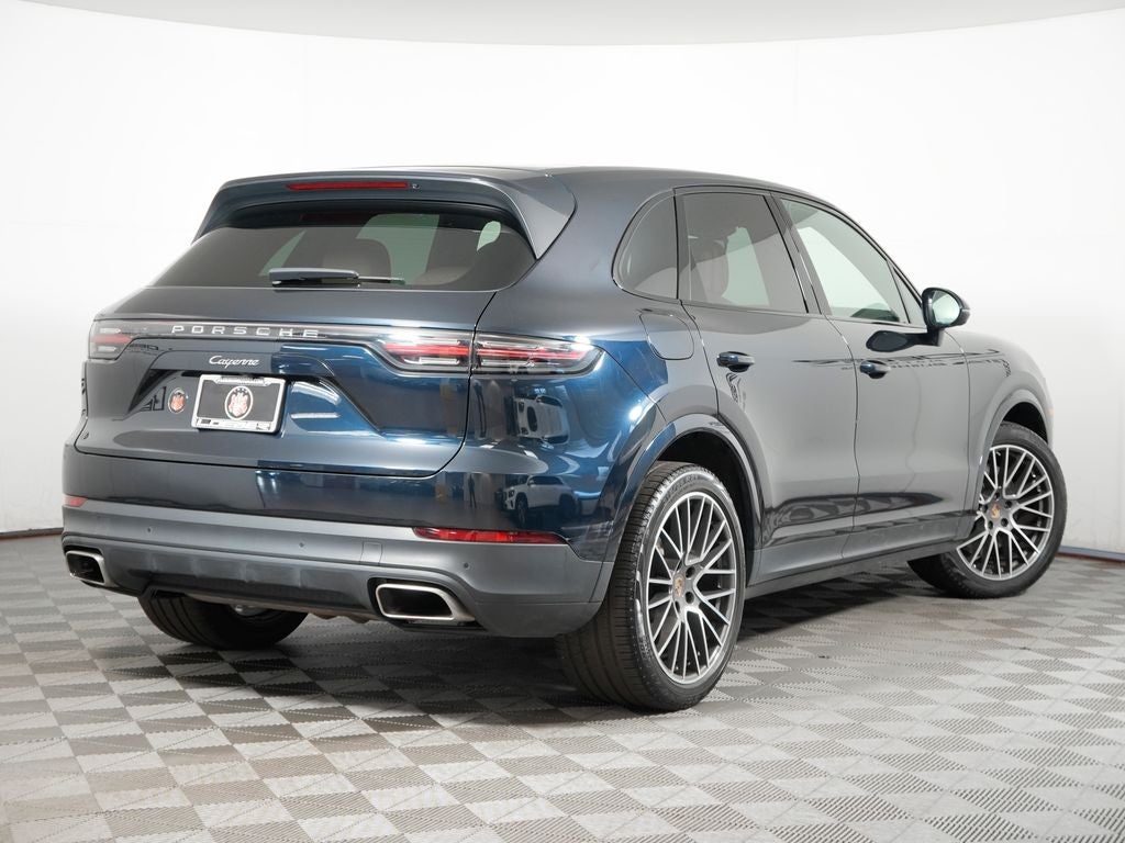 2023 Porsche Cayenne Base
