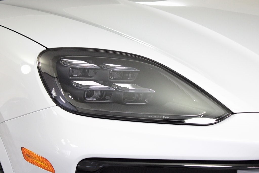 2025 Porsche Cayenne Base