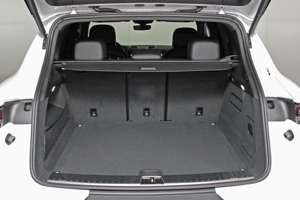 2025 Porsche Cayenne Base