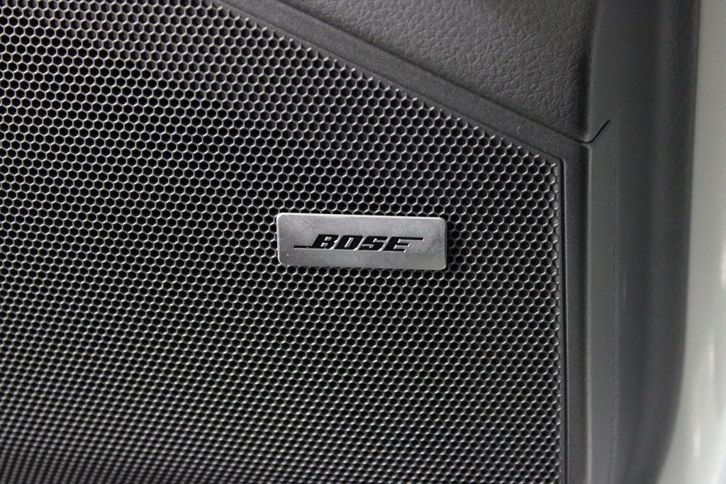 2025 Porsche Cayenne Base