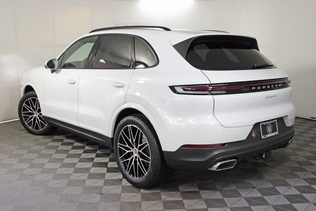2025 Porsche Cayenne Base