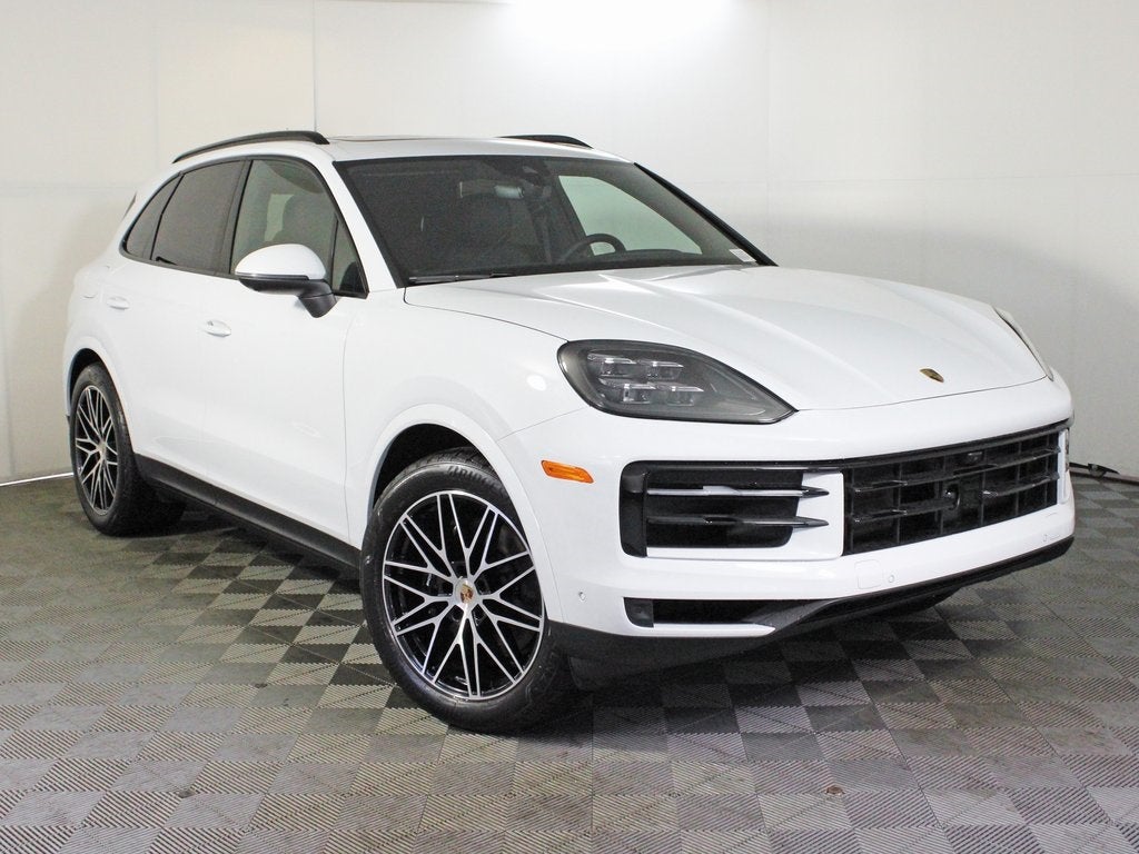 2025 Porsche Cayenne Base