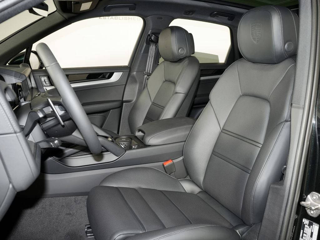 2026 Porsche Cayenne Base