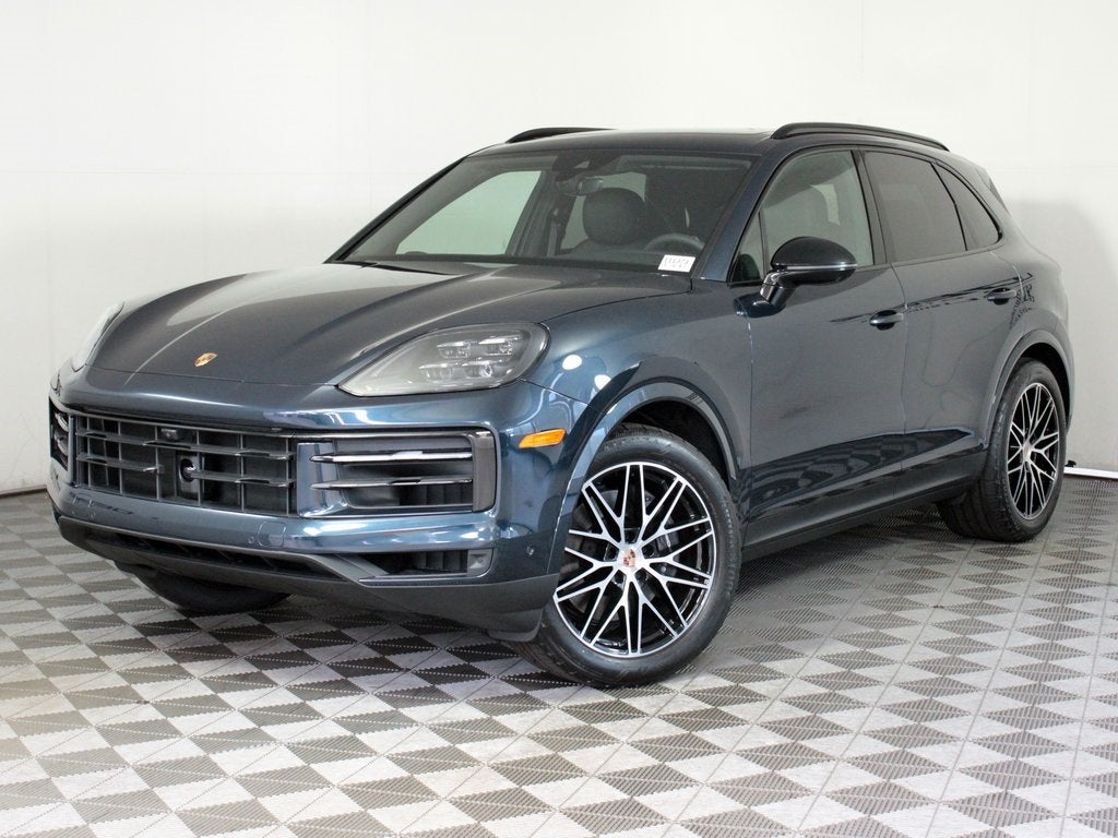 2025 Porsche Cayenne Base