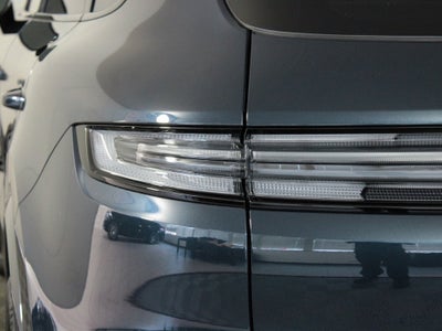 2025 Porsche Cayenne Base