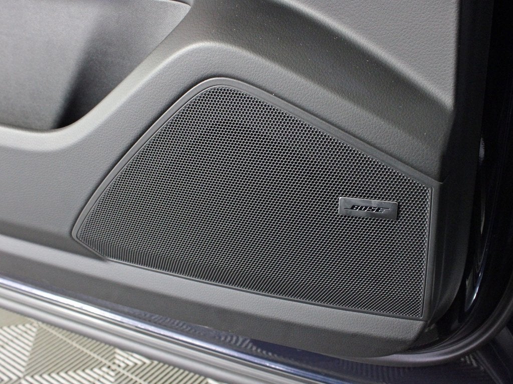 2025 Porsche Cayenne Base