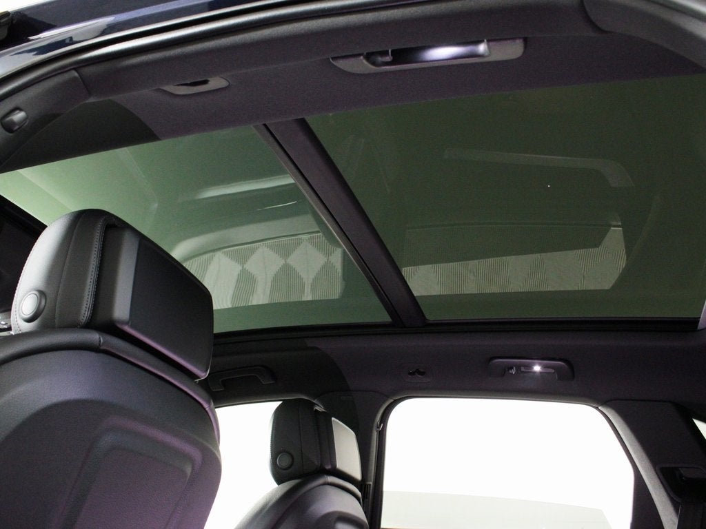 2025 Porsche Cayenne Base