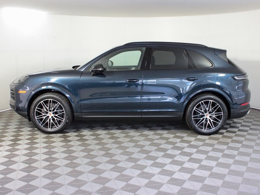 2025 Porsche Cayenne Base