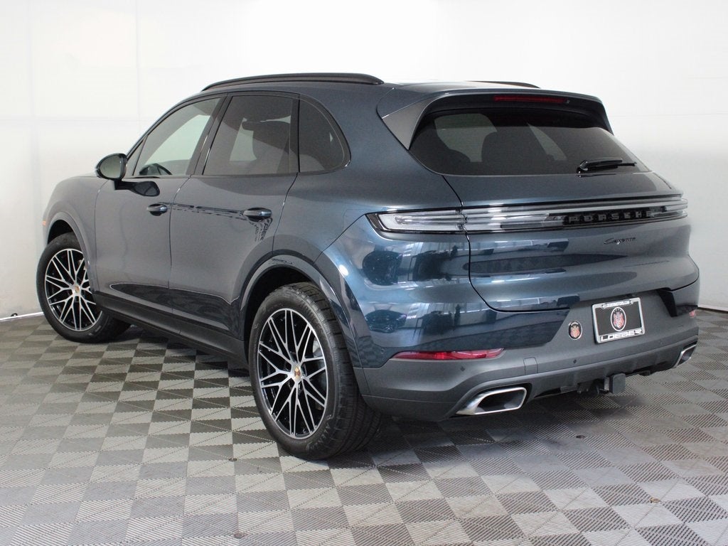 2025 Porsche Cayenne Base
