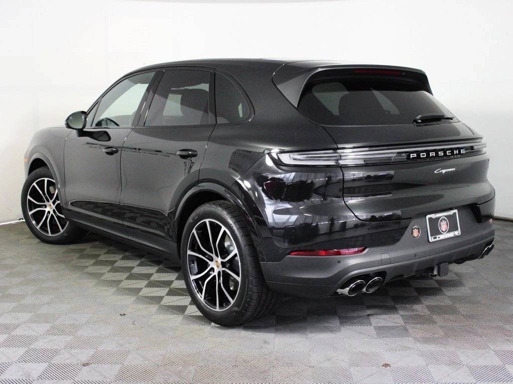 2026 Porsche Cayenne Base