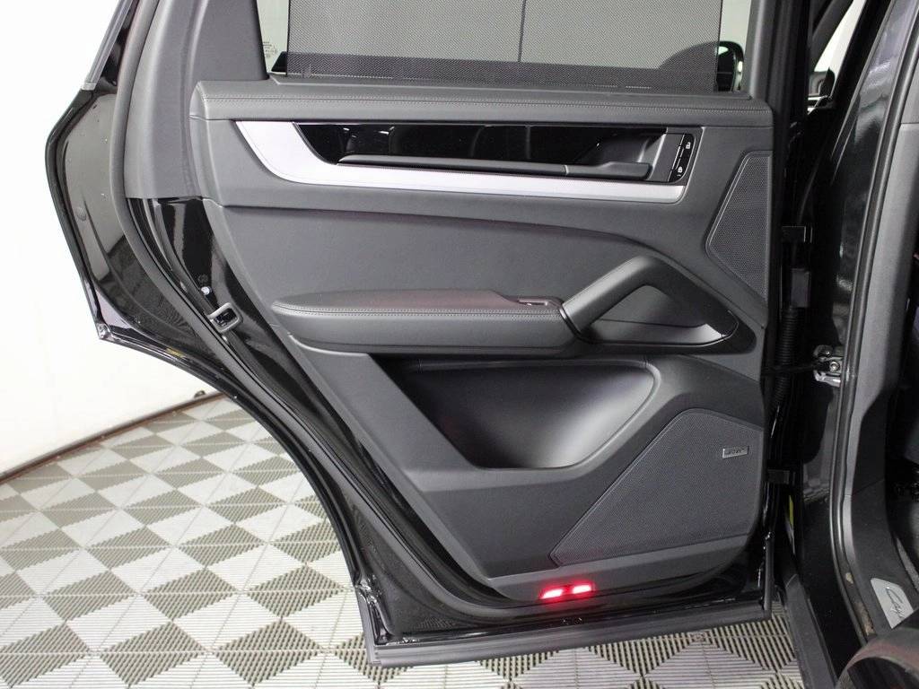 2026 Porsche Cayenne Base