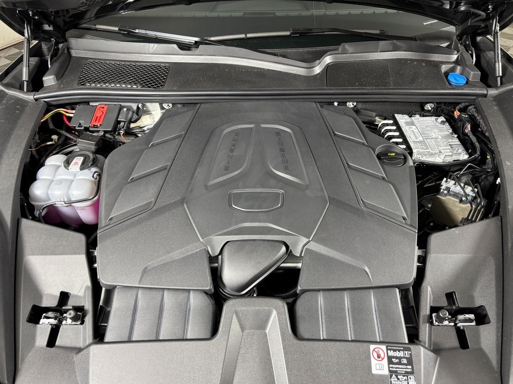 2026 Porsche Cayenne Base