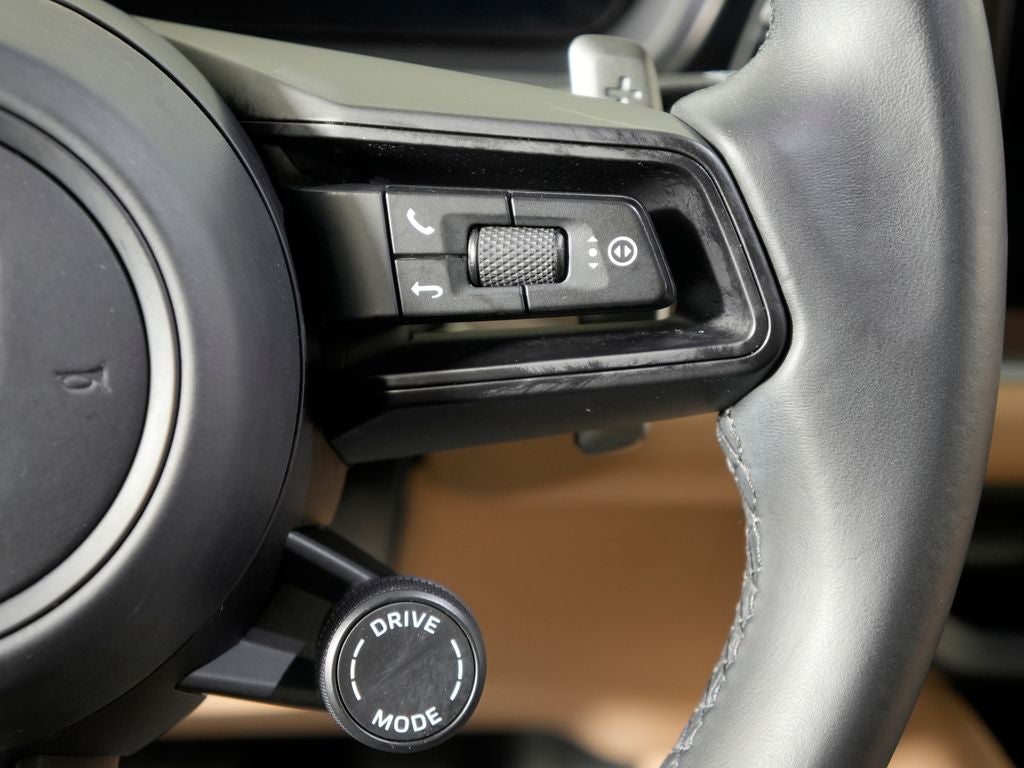 2024 Porsche Cayenne Base