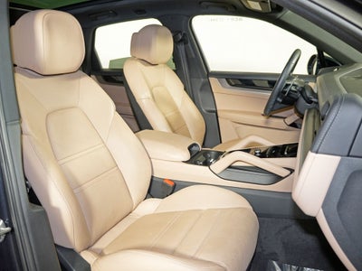 2024 Porsche Cayenne Base