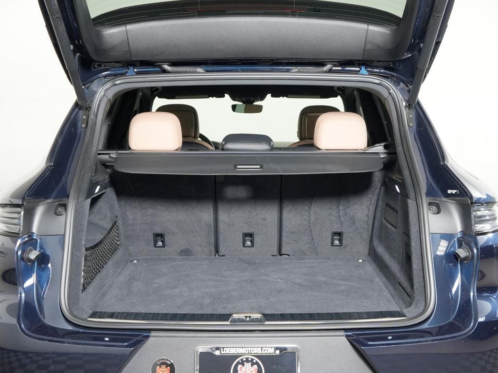 2024 Porsche Cayenne Base