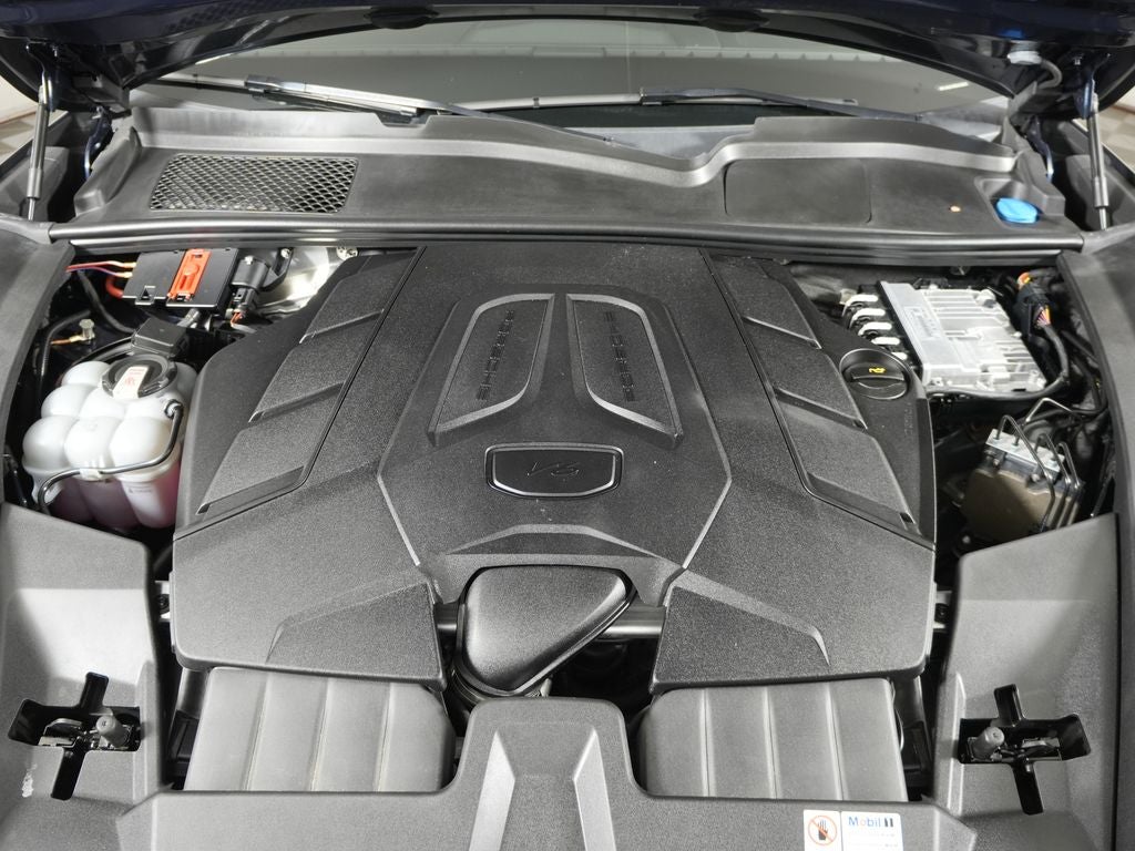 2024 Porsche Cayenne Base