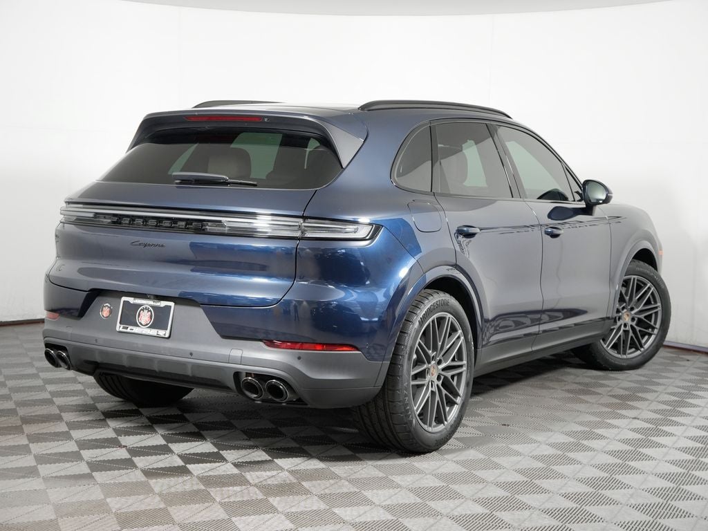 2024 Porsche Cayenne Base