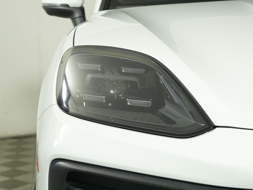 2024 Porsche Cayenne Base