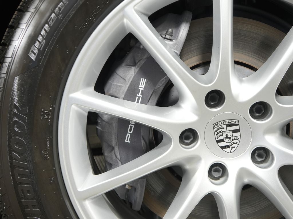 2024 Porsche Cayenne Base