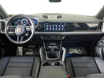 2024 Porsche Cayenne Base