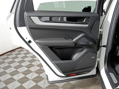 2024 Porsche Cayenne Base