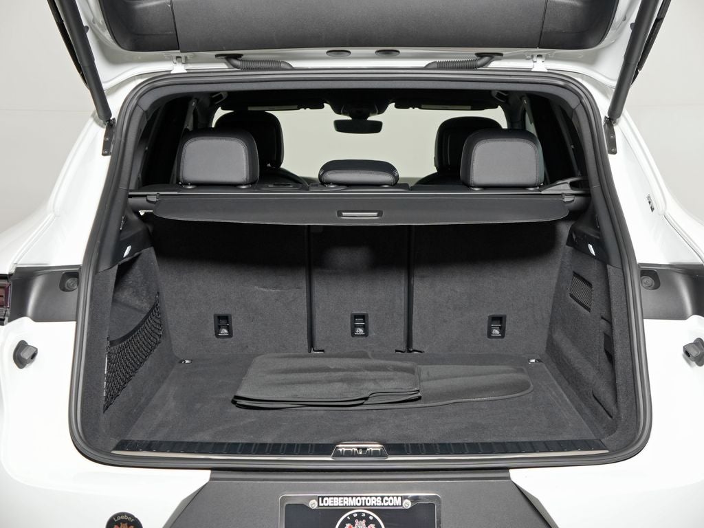 2024 Porsche Cayenne Base