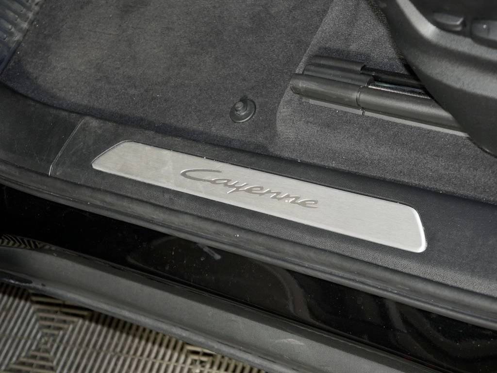 2024 Porsche Cayenne Base