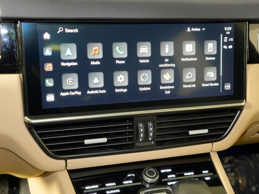 2023 Porsche Cayenne Platinum Edition