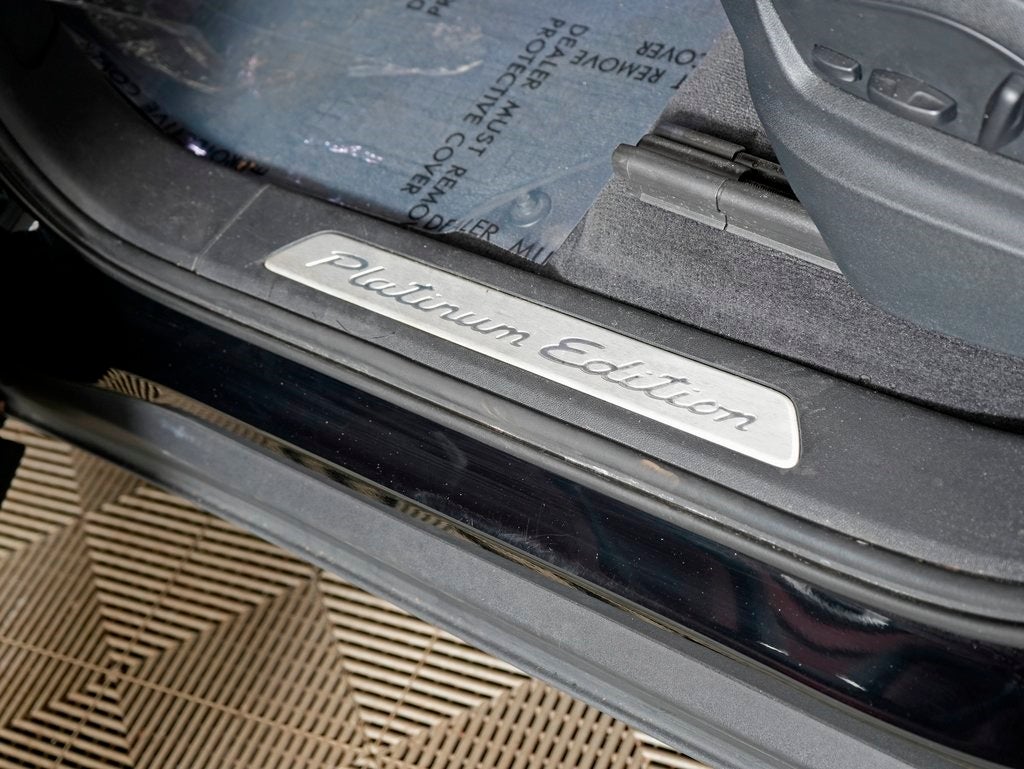 2023 Porsche Cayenne Platinum Edition