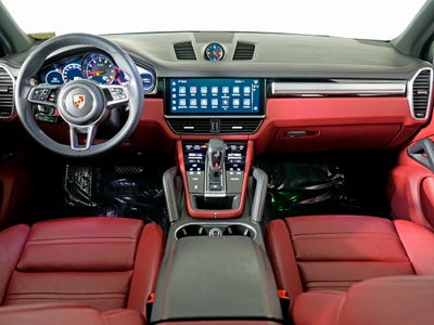2023 Porsche Cayenne Platinum Edition