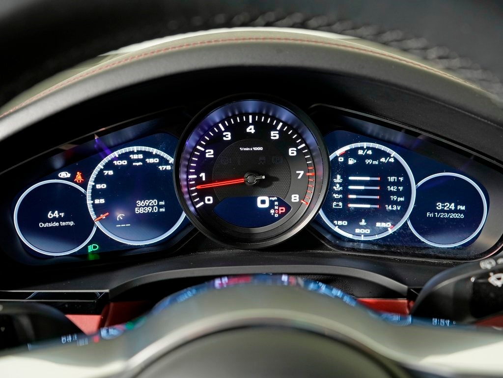 2023 Porsche Cayenne Platinum Edition