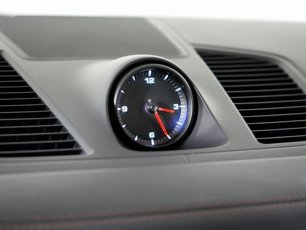 2023 Porsche Cayenne Platinum Edition