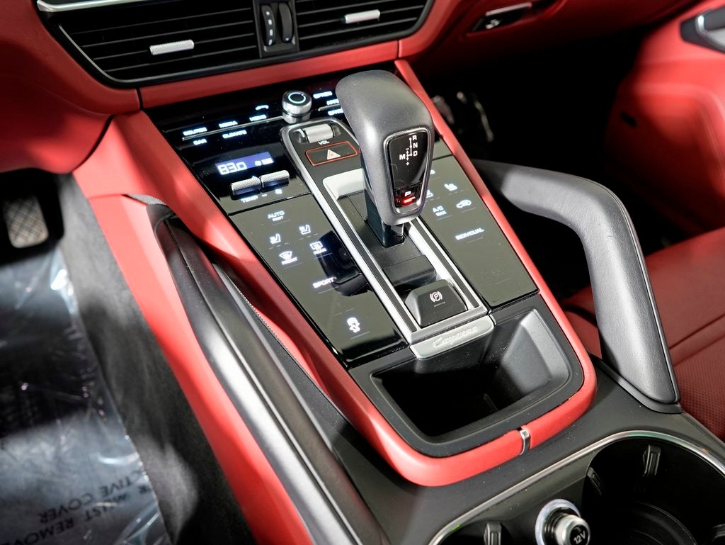 2023 Porsche Cayenne Platinum Edition