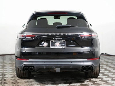 2023 Porsche Cayenne Platinum Edition