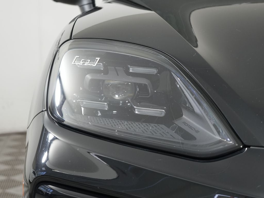 2024 Porsche Cayenne Base