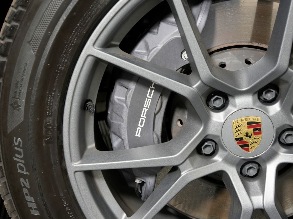 2024 Porsche Cayenne Base