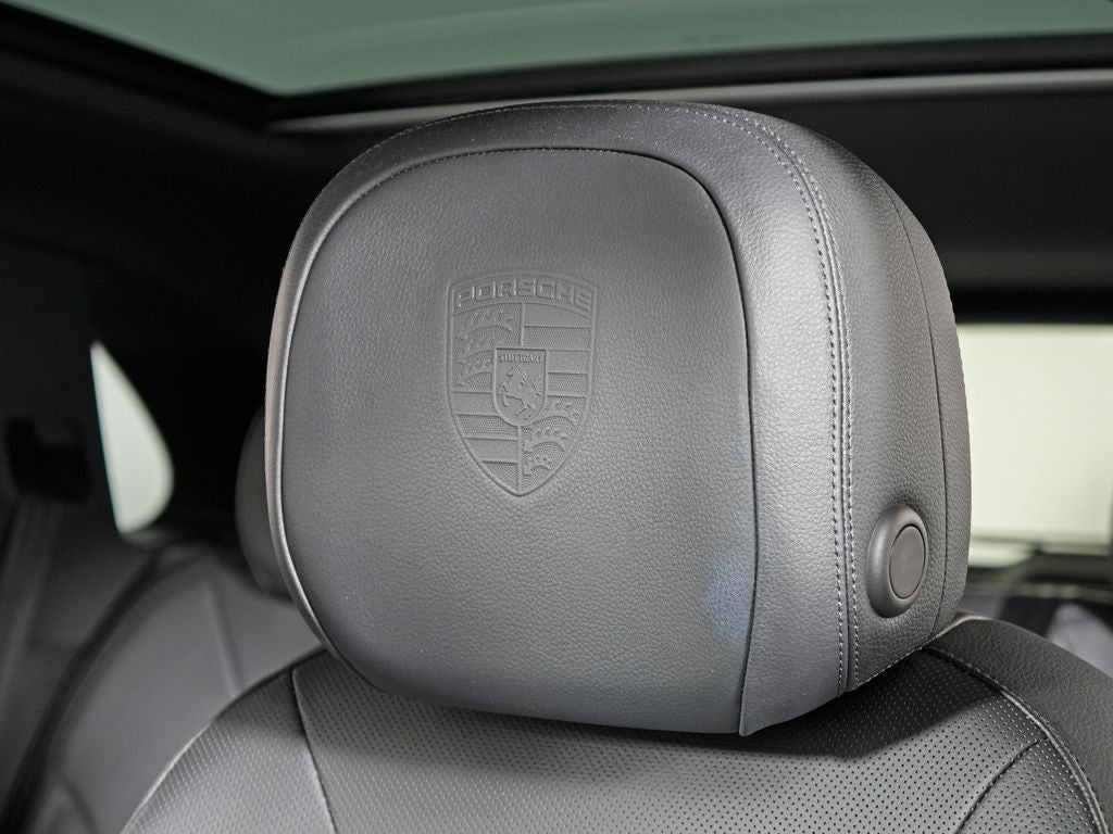 2024 Porsche Cayenne Base