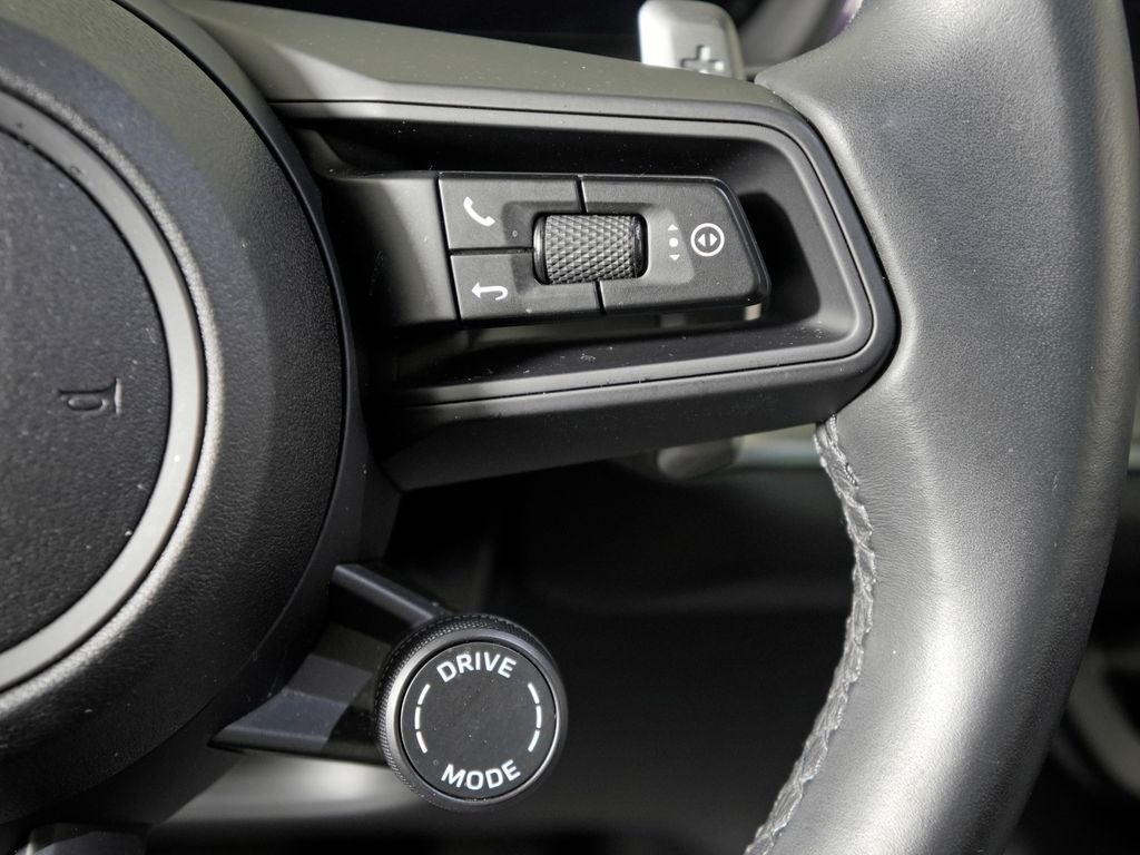 2024 Porsche Cayenne Base