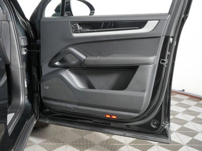 2024 Porsche Cayenne Base