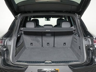 2024 Porsche Cayenne Base