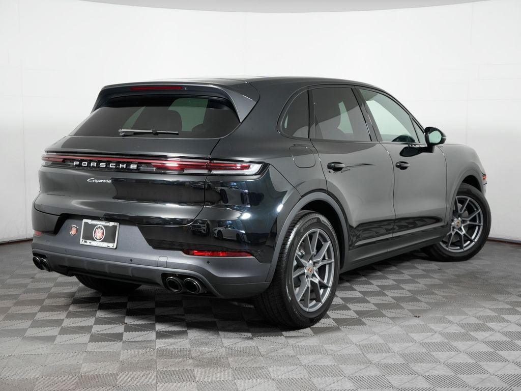 2024 Porsche Cayenne Base