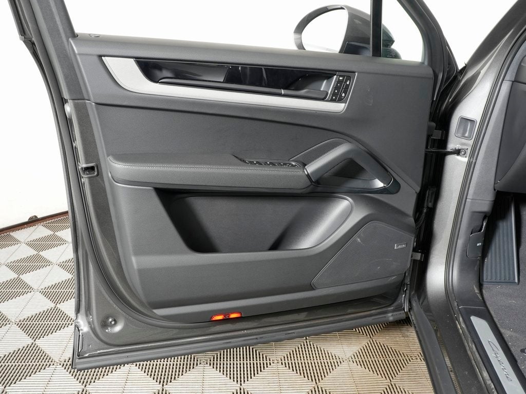 2026 Porsche Cayenne Base
